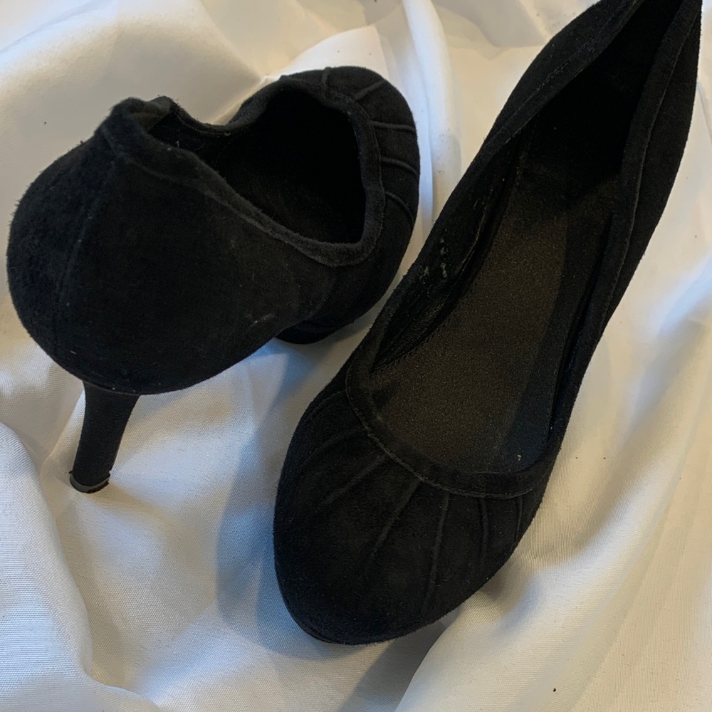 9 West Black Suede Women's Mid Heel Pumps with platform